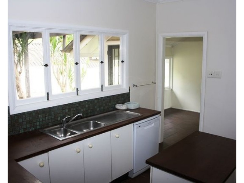 44 Rennie Street, Indooroopilly QLD 4068