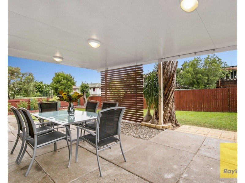 311 Cliveden Avenue, Oxley QLD 4075