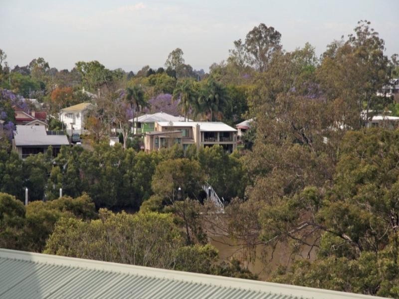 27 Radnor Street, Indooroopilly QLD 4068