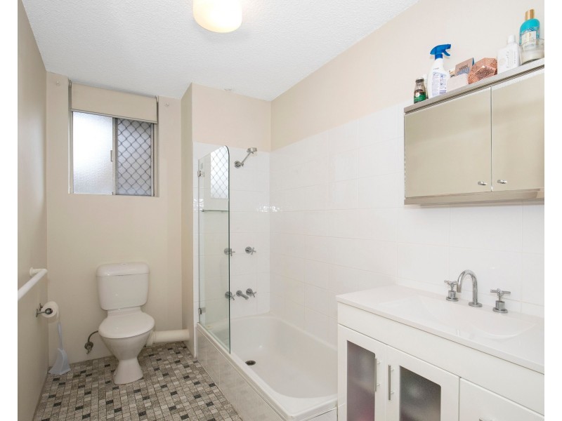 2/6 Gregory Street, Toowong QLD 4066