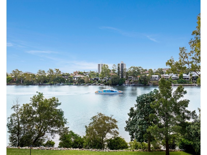 9/164 Macquarie Street, St Lucia QLD 4067