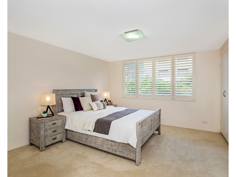 9/164 Macquarie Street, St Lucia QLD 4067