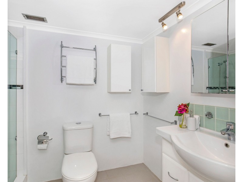 9/164 Macquarie Street, St Lucia QLD 4067
