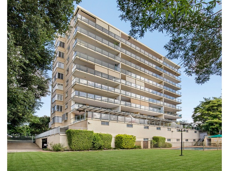 9/164 Macquarie Street, St Lucia QLD 4067