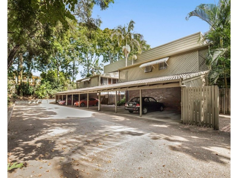 5/124 Sir Fred Schonell Drive, St Lucia QLD 4067