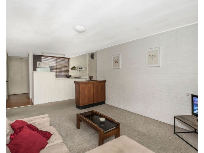 5/124 Sir Fred Schonell Drive, St Lucia QLD 4067