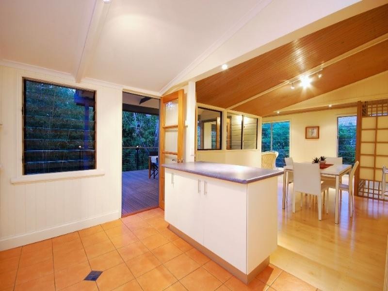 35 Frederick Street, Taringa QLD 4068