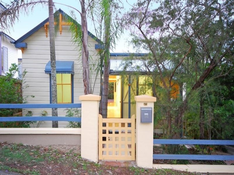 35 Frederick Street, Taringa QLD 4068