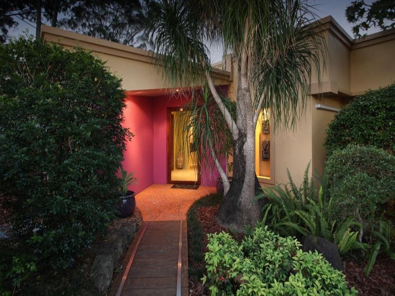 33 Chapel Hill Road, Chapel Hill QLD 4069