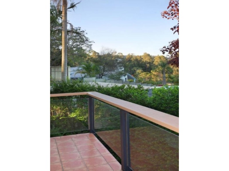 33 Chapel Hill Road, Chapel Hill QLD 4069