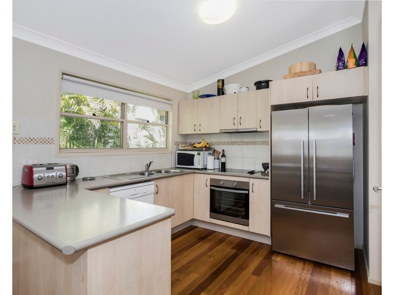 79 Palm Street, Kenmore QLD 4069