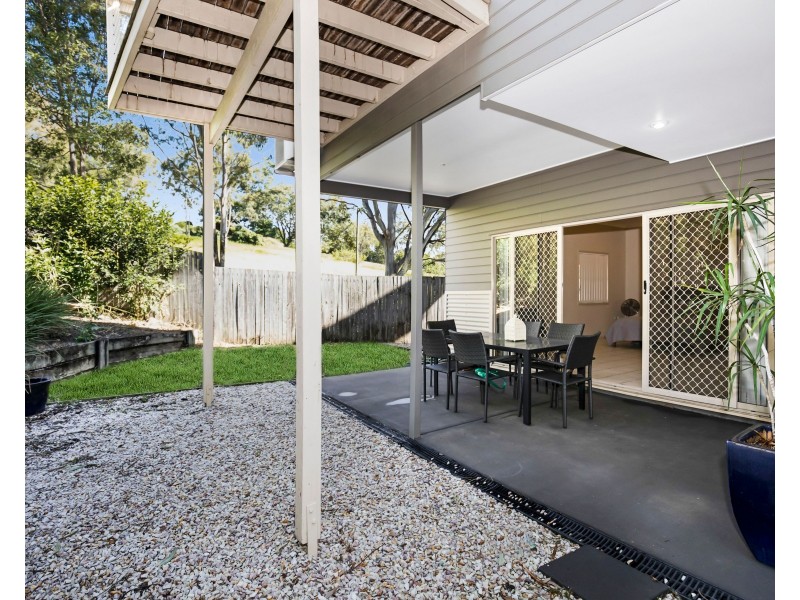 79 Palm Street, Kenmore QLD 4069