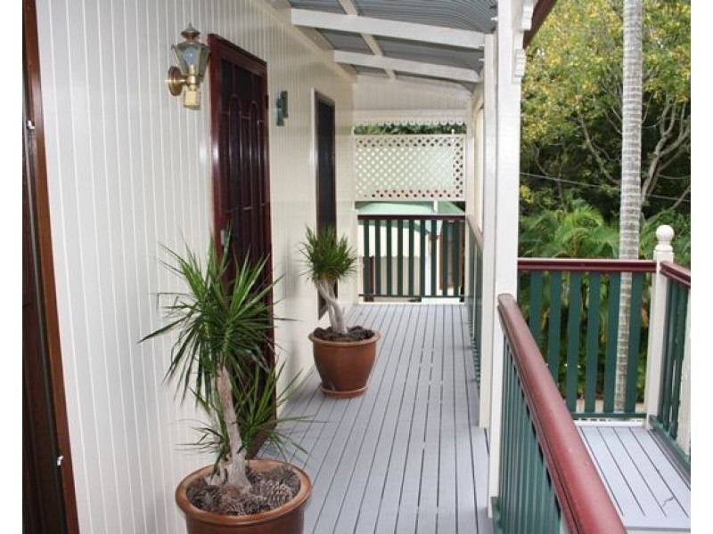 11 Howitt Street, Taringa QLD 4068