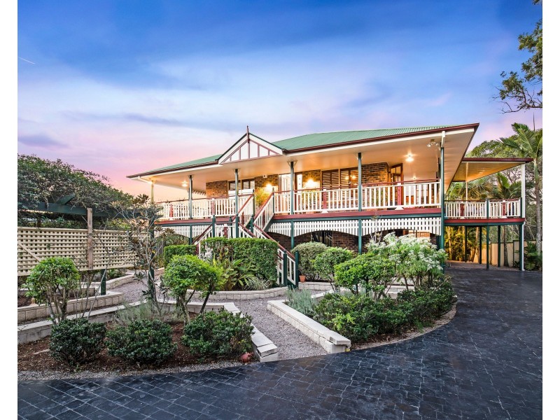 26 Poinciana Crescent, Stretton QLD 4116