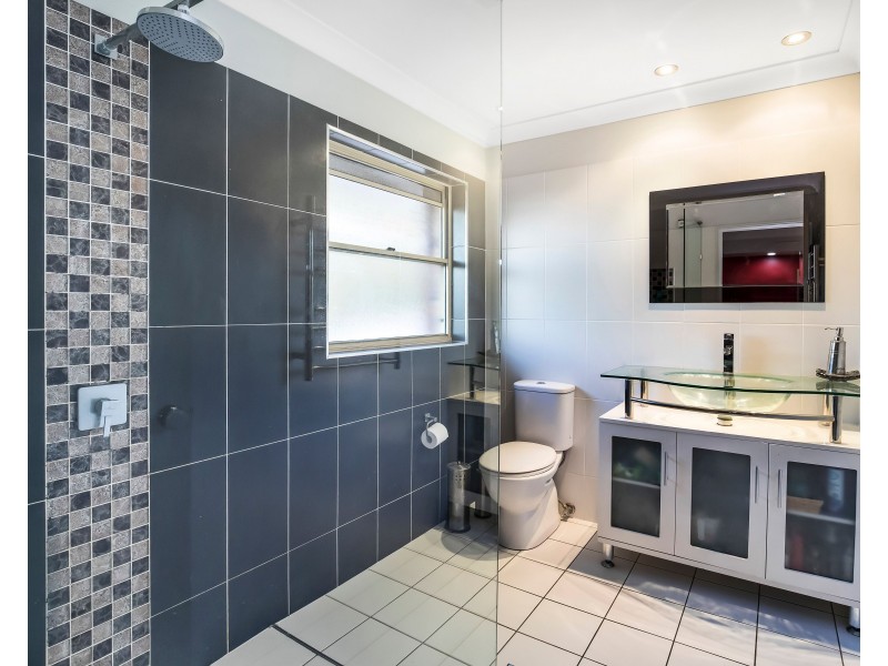 26 Poinciana Crescent, Stretton QLD 4116