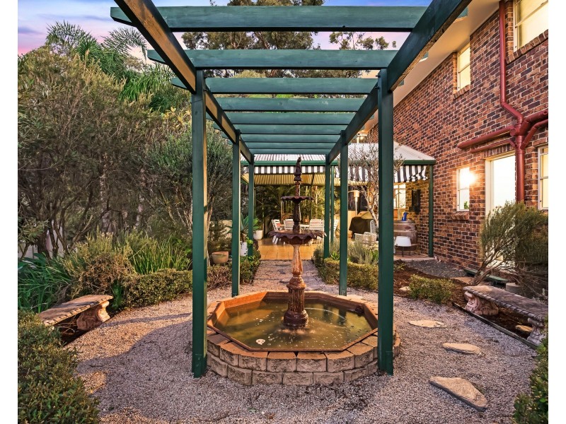 26 Poinciana Crescent, Stretton QLD 4116