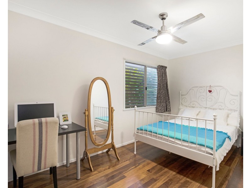 21 Carlyle Street, Seventeen Mile Rocks QLD 4073