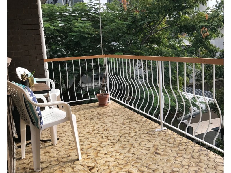 8/6 Grimes Street, Auchenflower QLD 4066