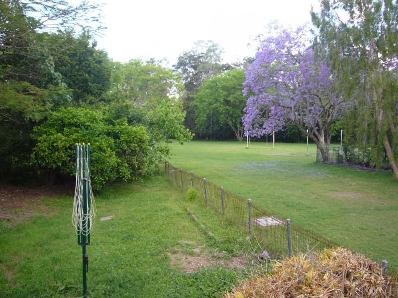 25 Vera Street, Toowong QLD 4066