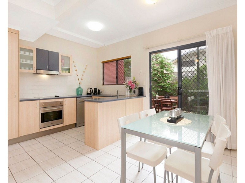 5/34 Warren Street, St Lucia QLD 4067