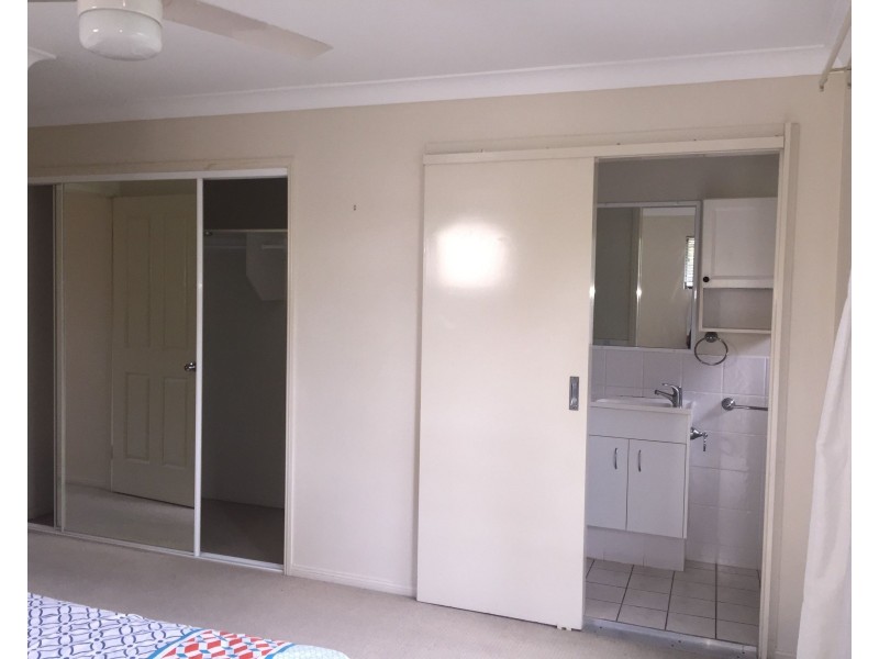 5/34 Warren Street, St Lucia QLD 4067