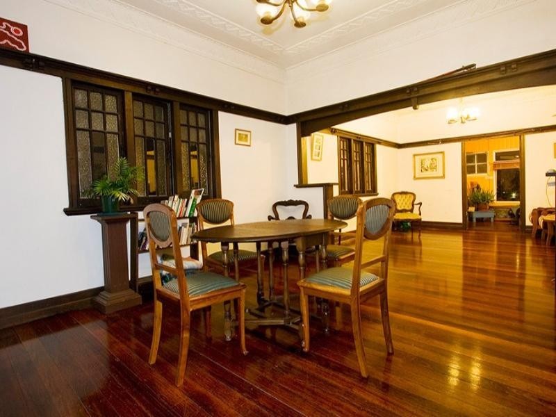 395 Coronation Drive, Auchenflower QLD 4066