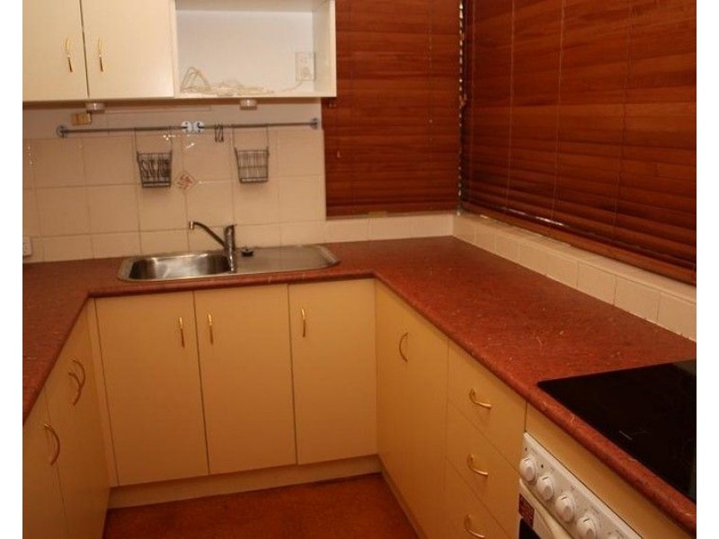 6/124 Sir Fred Schonell Drive, St Lucia QLD 4067