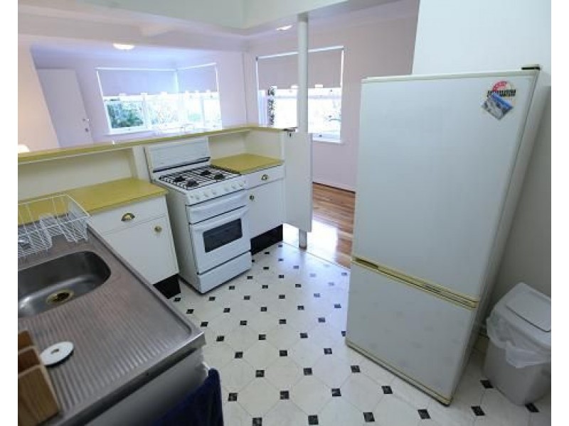 1/20 Aston Street, Toowong QLD 4066