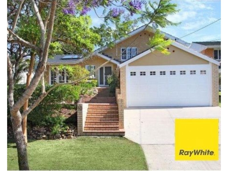 10 Mabb Street, Kenmore QLD 4069