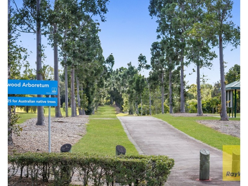 5 Lance Street, Sherwood QLD 4075