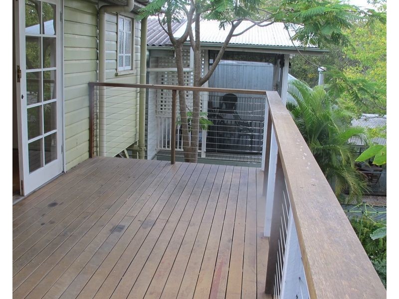 37 Fewings Street, Toowong QLD 4066