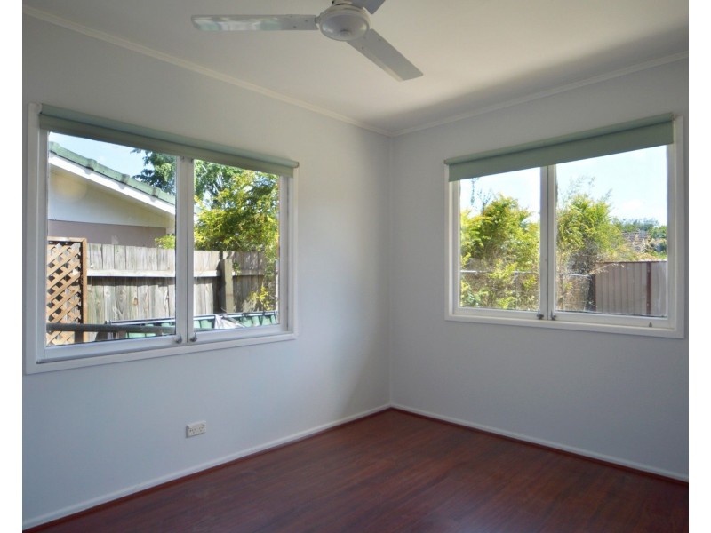 24 Cromarty Street, Kenmore QLD 4069