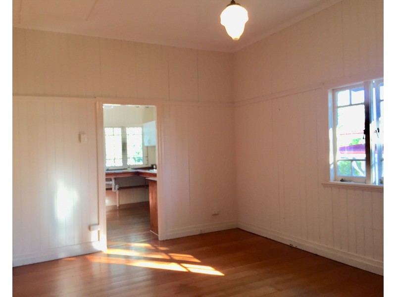 27 Osman Street, Bardon QLD 4065