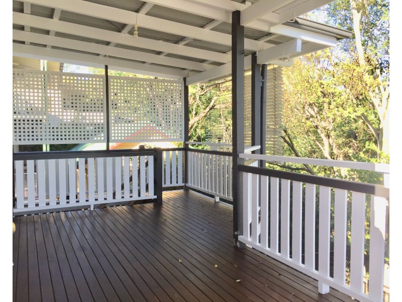 27 Osman Street, Bardon QLD 4065