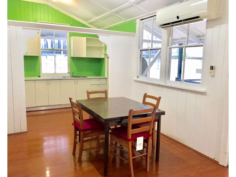 87 Moggill Road, Taringa QLD 4068