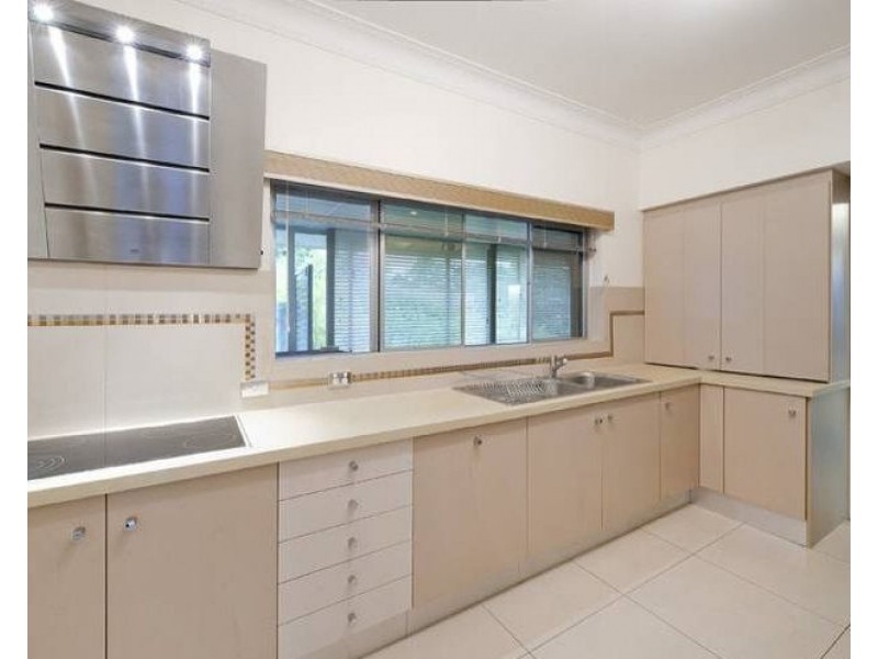 54 Ryans Road, St Lucia QLD 4067