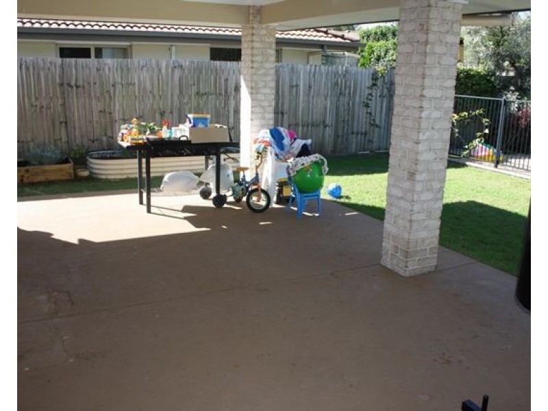 36 Salubris Place, Moggill QLD 4070