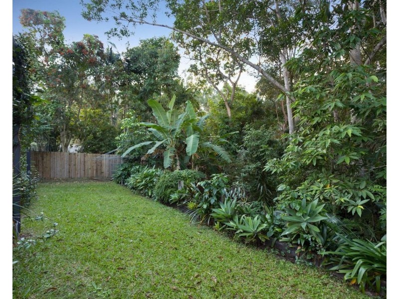 9b Tamarix Street, Chapel Hill QLD 4069