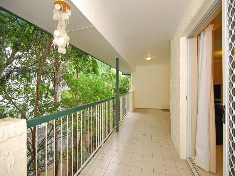 8/11 Lima Street, Auchenflower QLD 4066