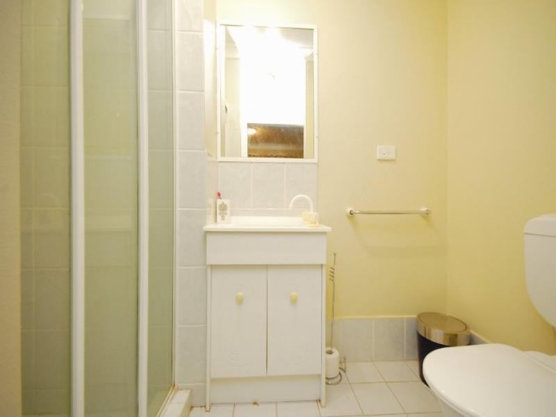 8/11 Lima Street, Auchenflower QLD 4066