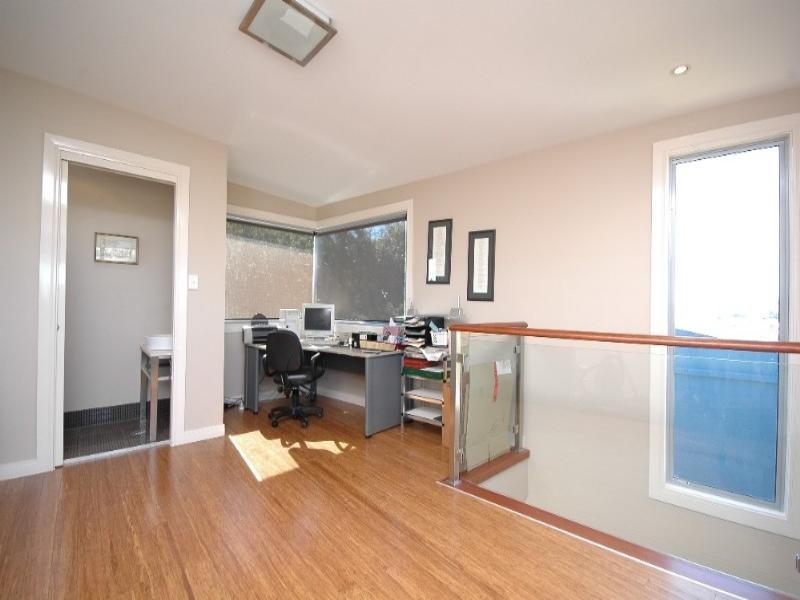 10 Victoria Terrace, Newstead QLD 4006