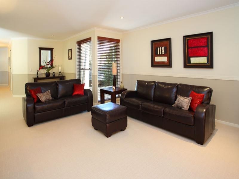 11 Moonah Street, Chapel Hill QLD 4069