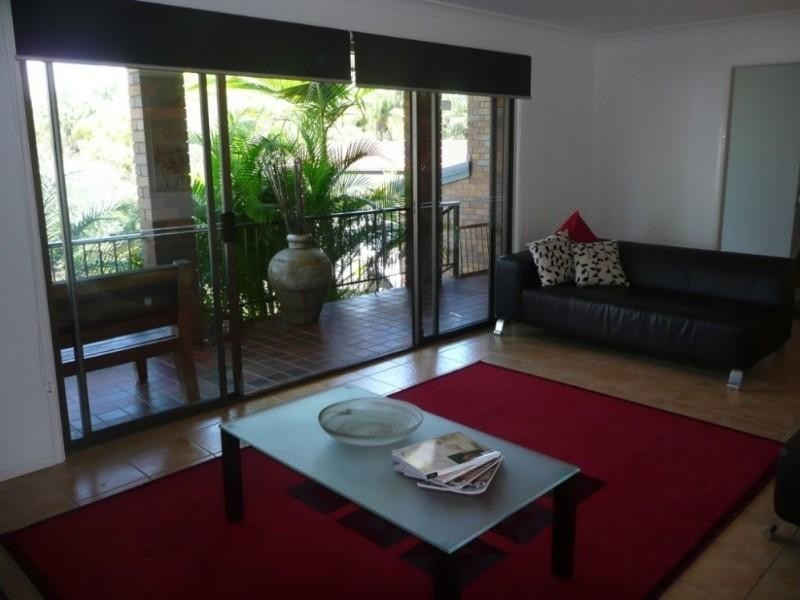 25 Moondarra Street, Chapel Hill QLD 4069