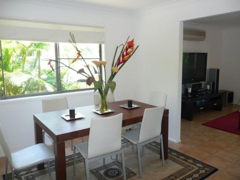 25 Moondarra Street, Chapel Hill QLD 4069