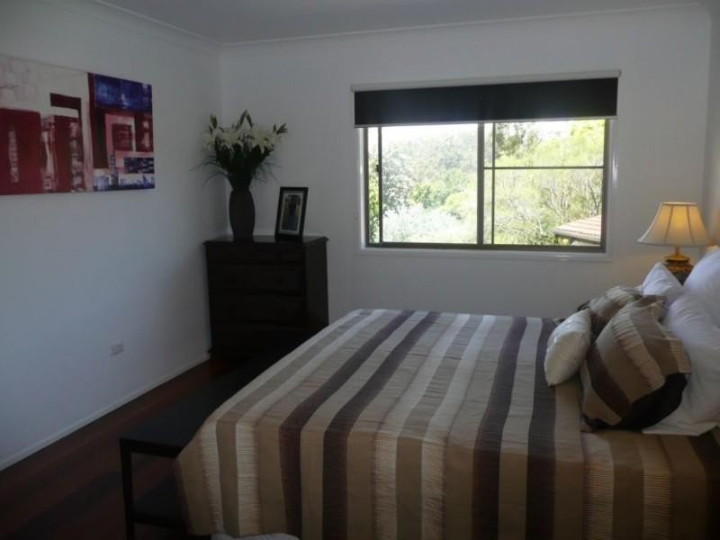 25 Moondarra Street, Chapel Hill QLD 4069