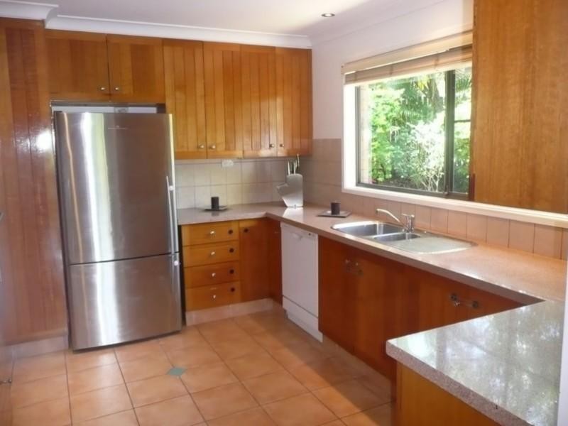 25 Moondarra Street, Chapel Hill QLD 4069