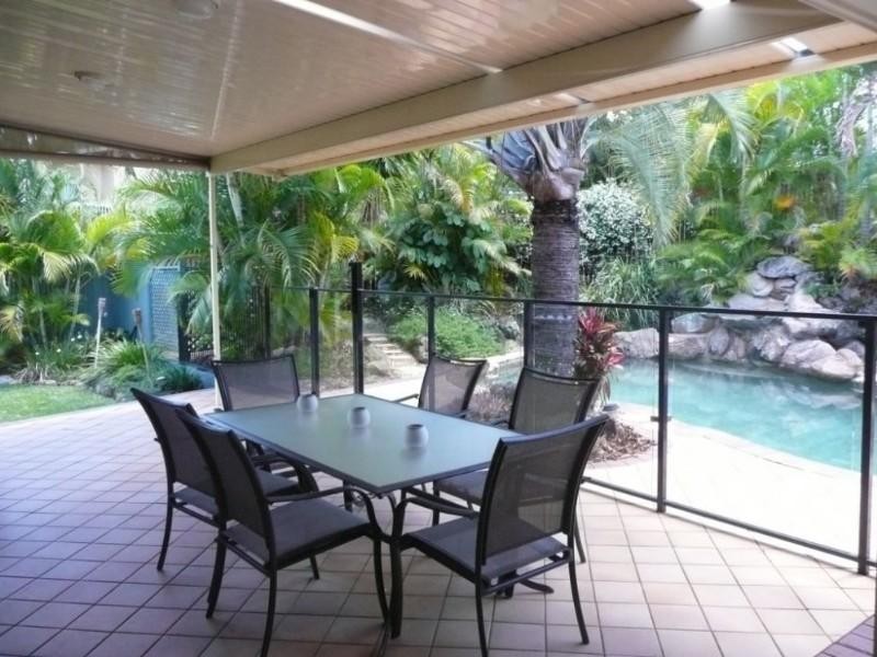 25 Moondarra Street, Chapel Hill QLD 4069