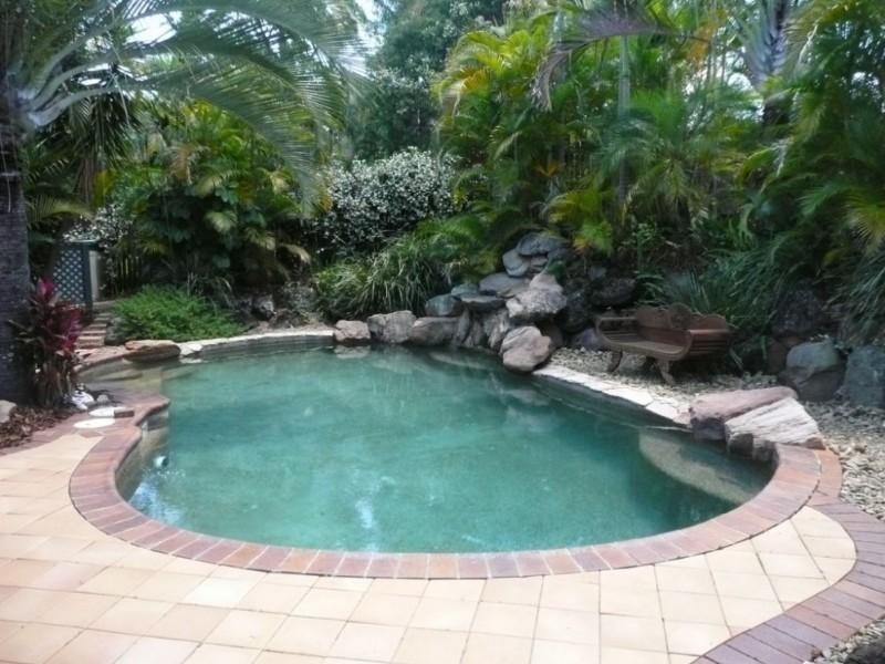 25 Moondarra Street, Chapel Hill QLD 4069