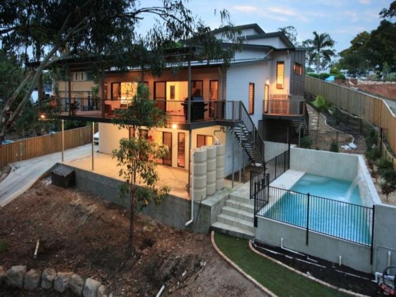 75 Ludlow Street, Chapel Hill QLD 4069