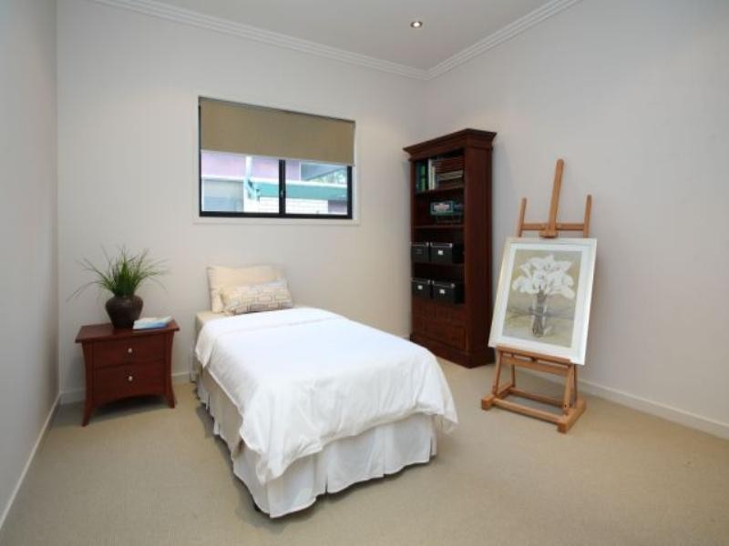 75 Ludlow Street, Chapel Hill QLD 4069